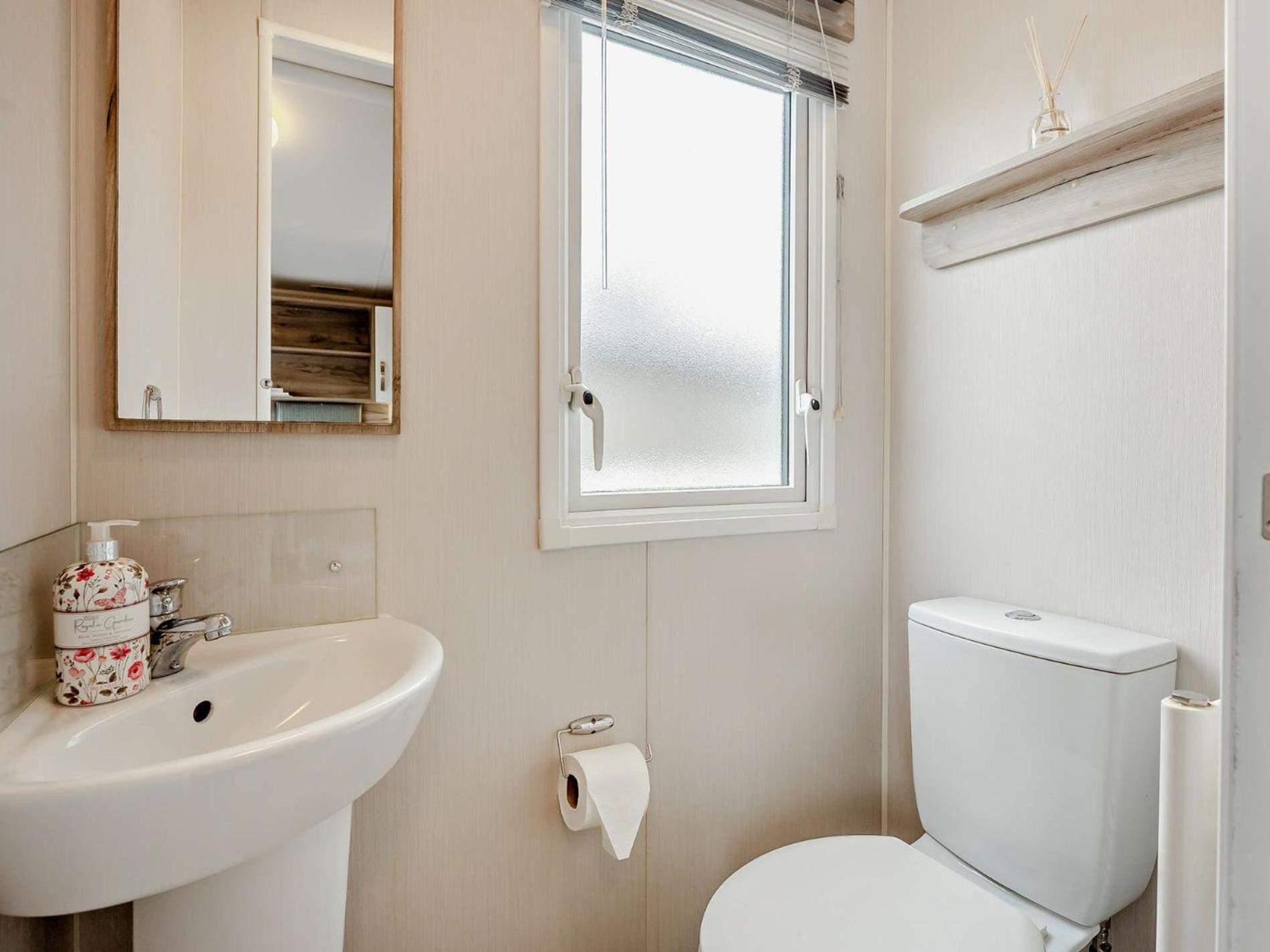 3 Bed In Ventnor 94278 Villa Rookley Eksteriør billede