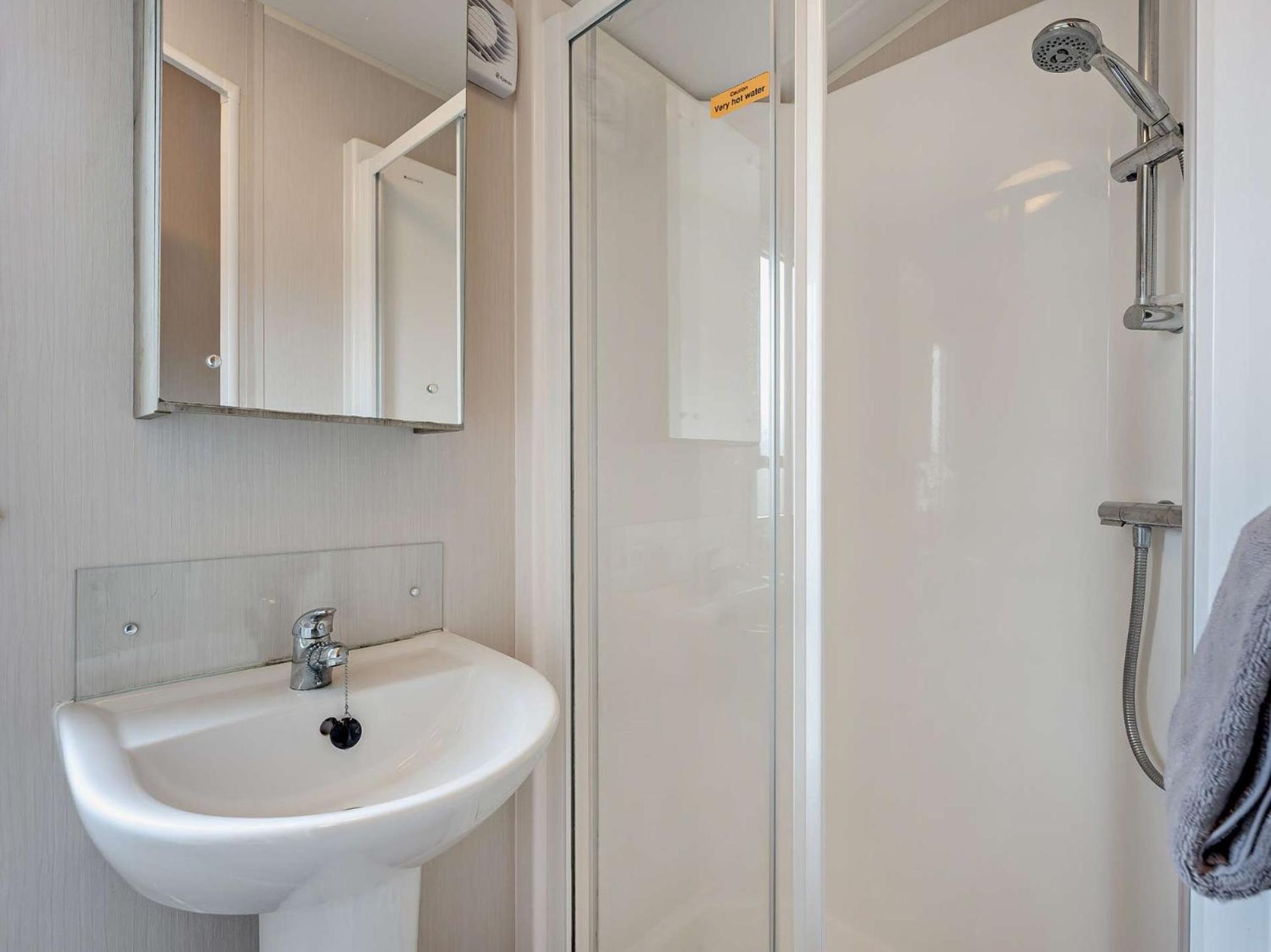 3 Bed In Ventnor 94278 Villa Rookley Eksteriør billede